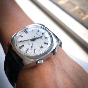 Vintage Girard Perregaux Alarm - 1970s